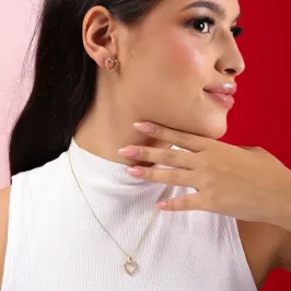 GR CORACAO CRAV VAZADO 18K