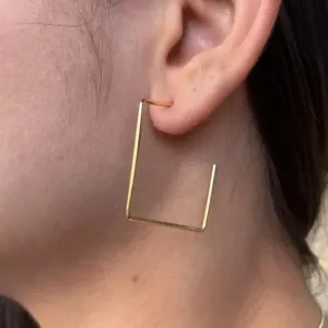 ARGOLA QUADRADA M 18K