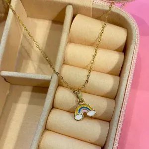 GARGANTILHA MINI CORAÇÕES + ARCO IRIS 35CM