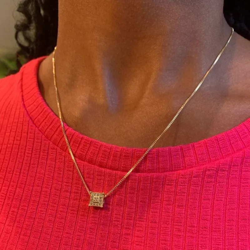 GARG QUADRADA CRAV 18K