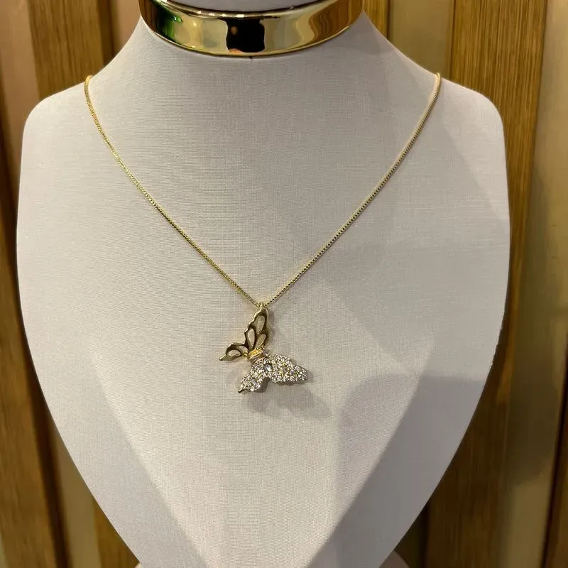 GARGANTILHA BORBOLETA CRAVEJADA