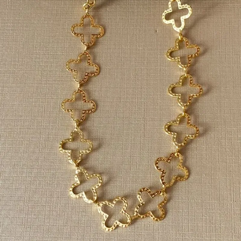 PULSEIRA VIRGINIA TREVOS