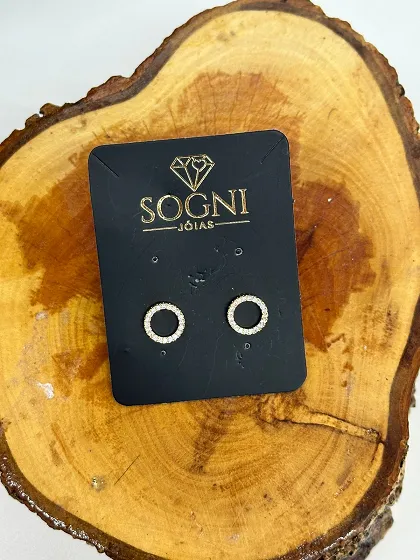 BRINCO CIRCULO VAZADO CRAVEJADO