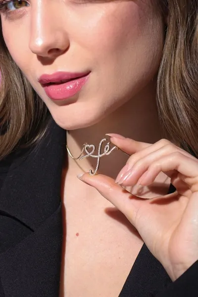 GARGANTILHA FÉ + CORAÇÃO CRAVEJADA