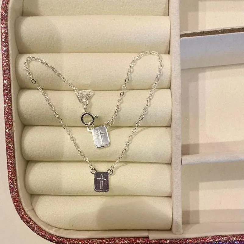 PULSEIRA MINI CRUZ -  BANHADO A PRATA